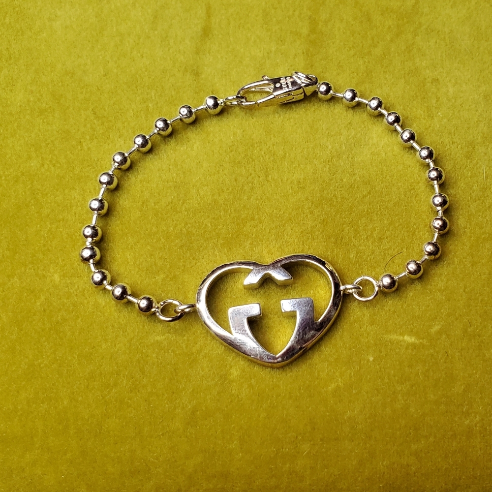 Gorgeous bracelet